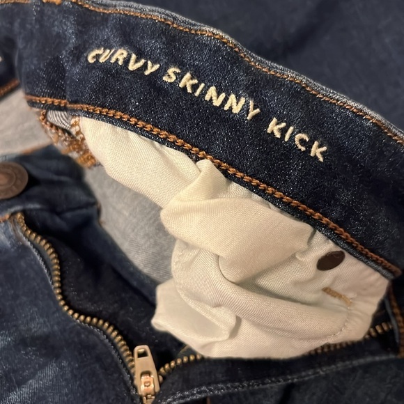 American Eagle Curvy Skinny Kick jeans - Picture 3 of 5